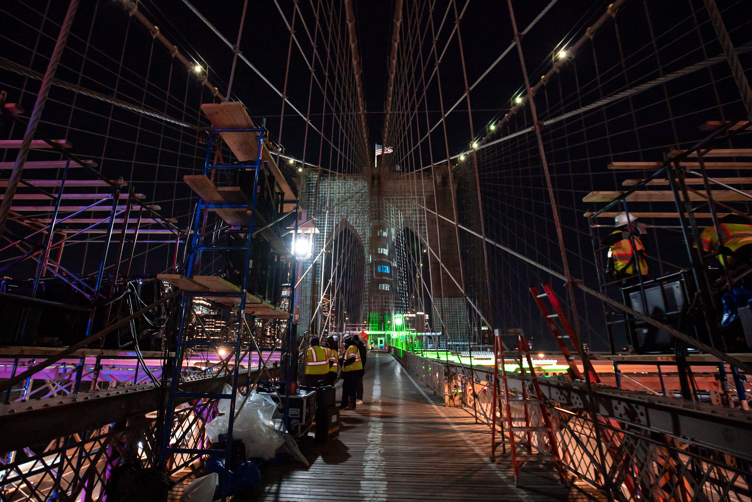 Brooklyn Bridge installation