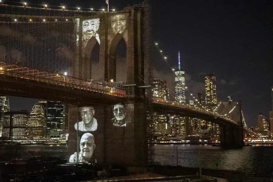 Brooklyn Bridge COVID Memorial - image 2